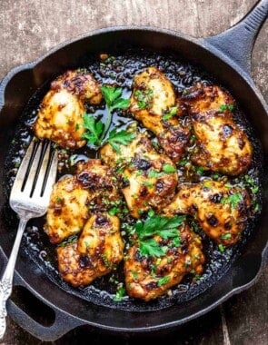 balsamic chicken in a cast iron skillet